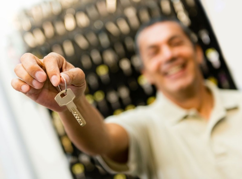become a locksmith with armstrong security